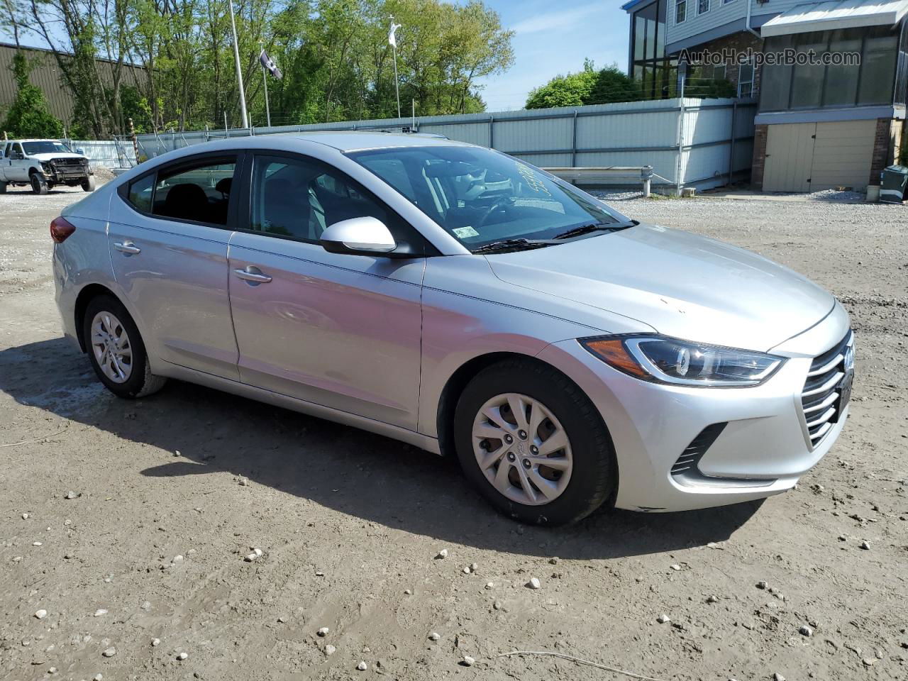 2018 Hyundai Elantra Se Silver vin: 5NPD74LF7JH394699