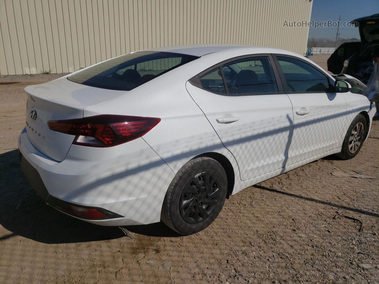 2019 Hyundai Elantra Se White vin: 5NPD74LF7KH435060