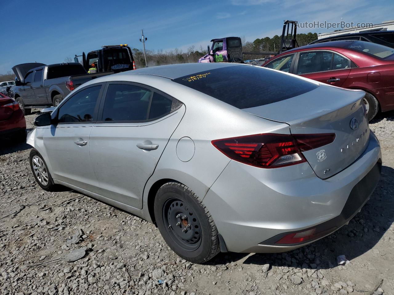 2019 Hyundai Elantra Se Silver vin: 5NPD74LF7KH446625