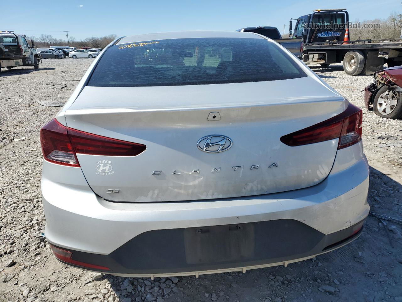 2019 Hyundai Elantra Se Серебряный vin: 5NPD74LF7KH446625