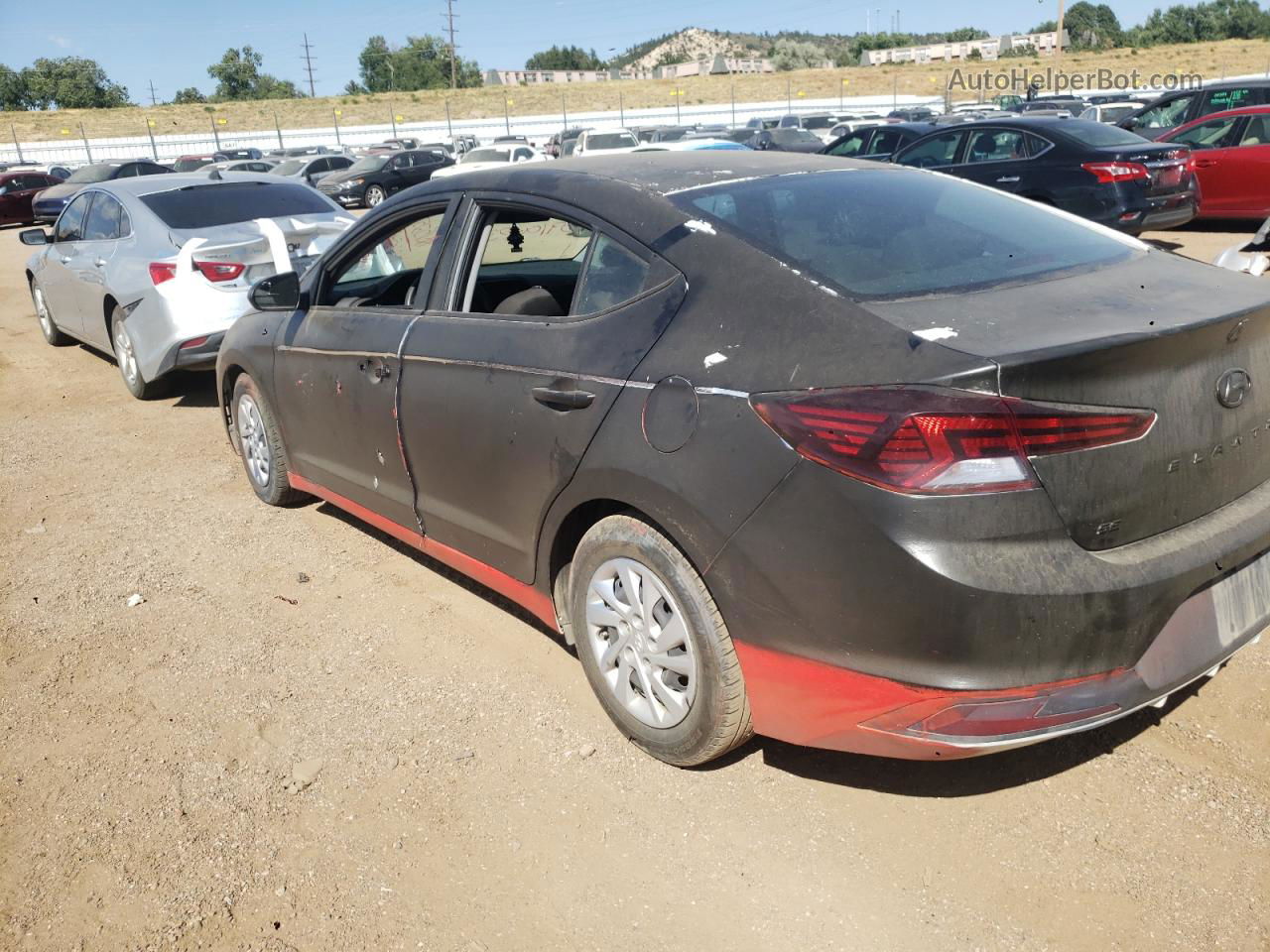 2019 Hyundai Elantra Se White vin: 5NPD74LF7KH466549