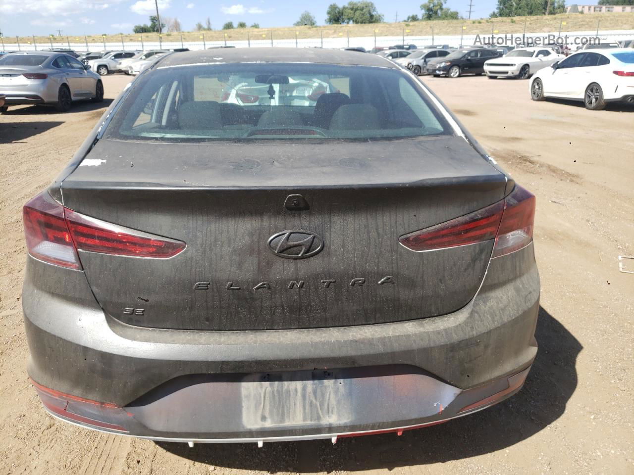 2019 Hyundai Elantra Se Белый vin: 5NPD74LF7KH466549