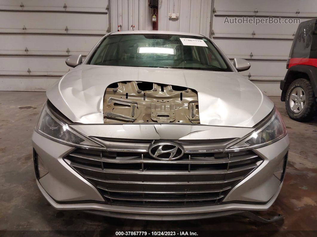 2019 Hyundai Elantra Se Silver vin: 5NPD74LF7KH474506