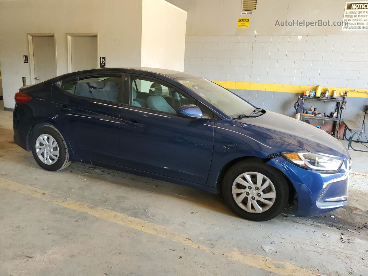 2017 Hyundai Elantra Se Синий vin: 5NPD74LF8HH037221