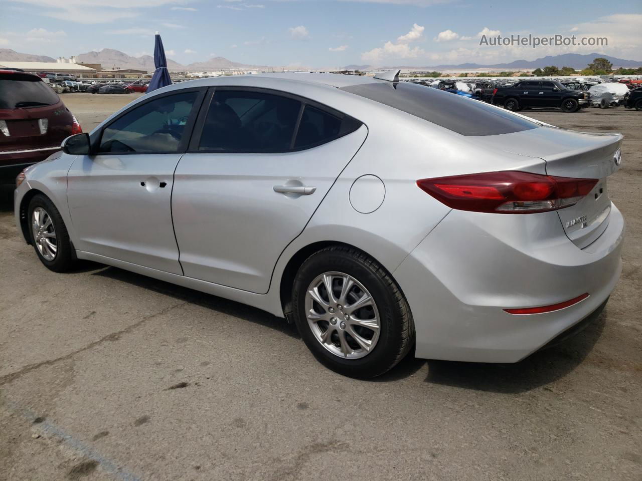 2017 Hyundai Elantra Se Silver vin: 5NPD74LF8HH184199