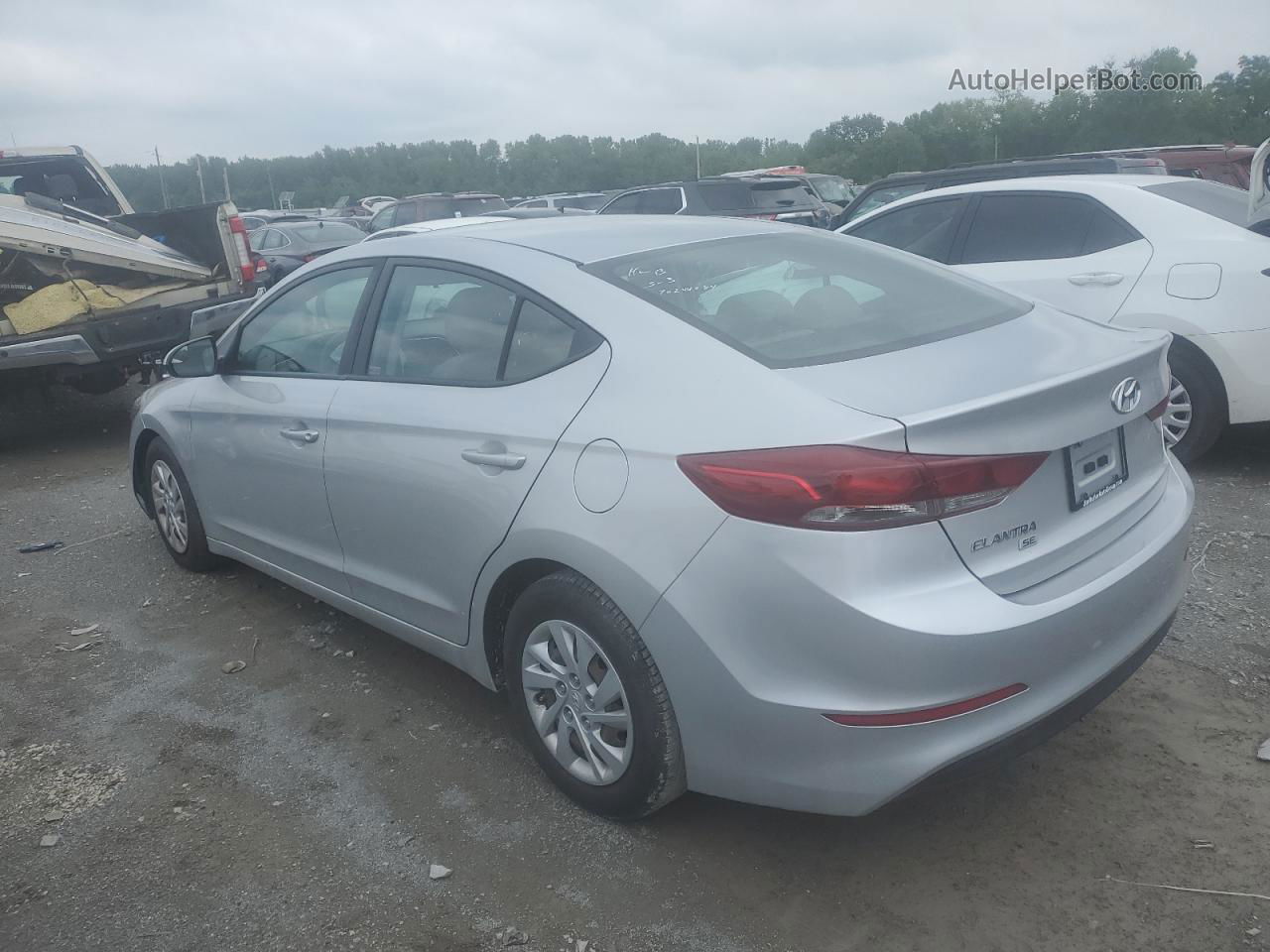 2018 Hyundai Elantra Se Silver vin: 5NPD74LF8JH297768