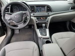 2018 Hyundai Elantra Se Black vin: 5NPD74LF8JH383307