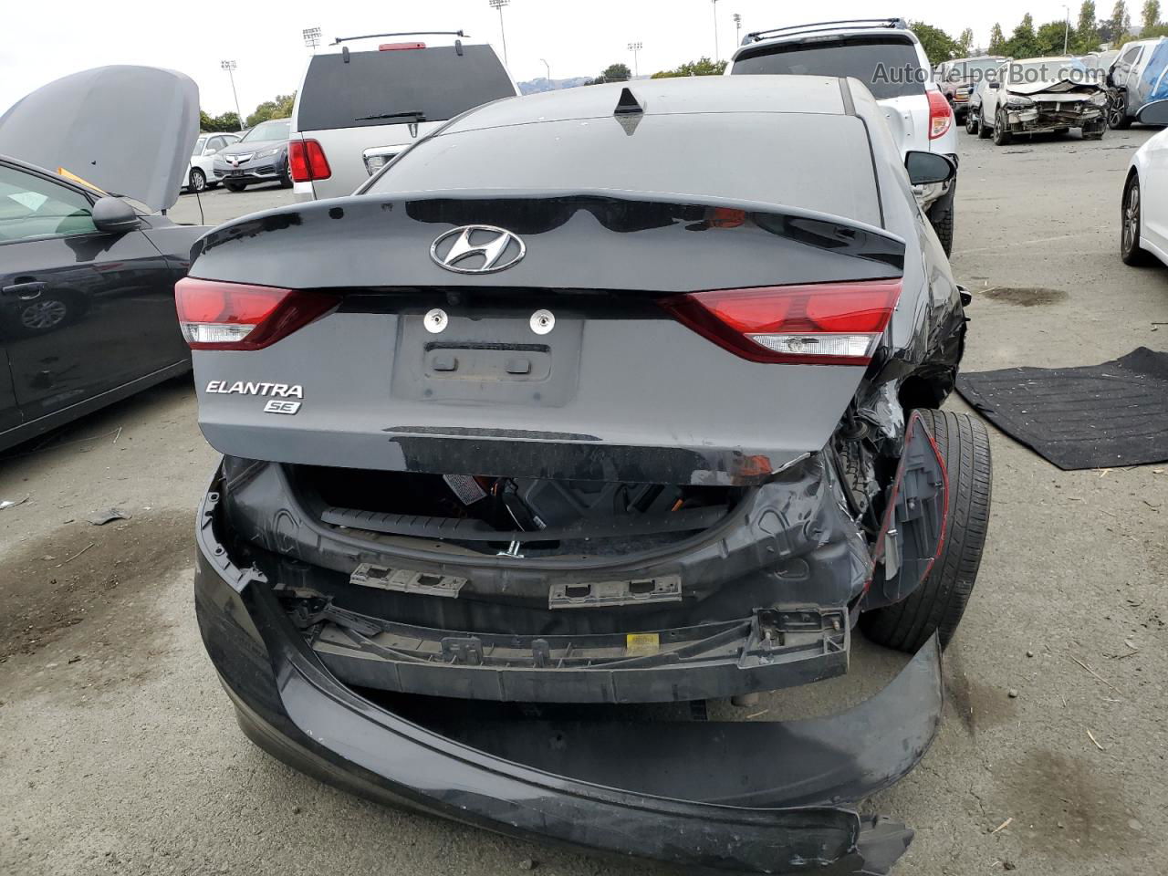 2018 Hyundai Elantra Se Black vin: 5NPD74LF8JH383307