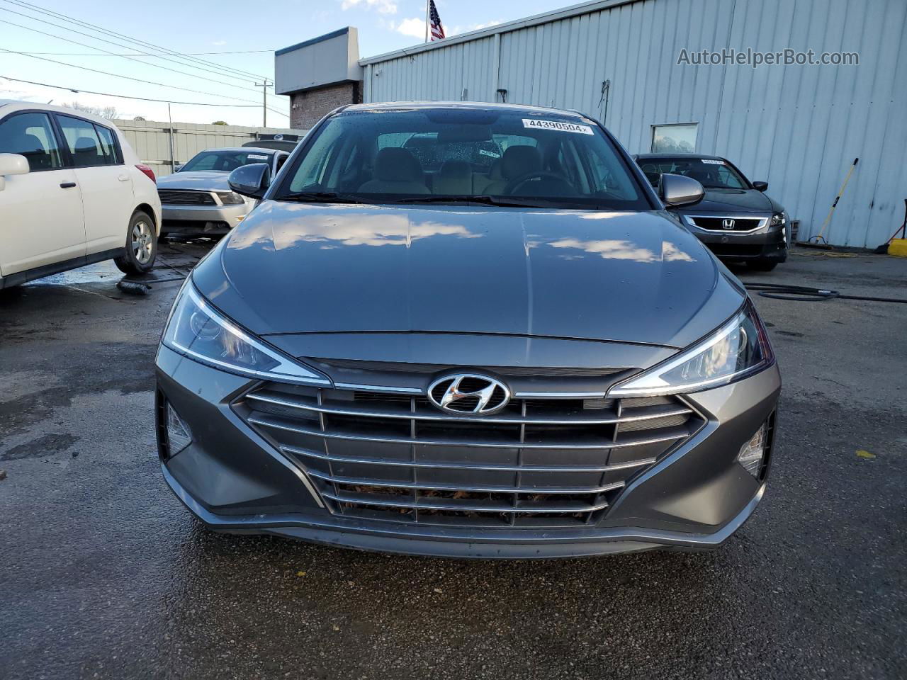 2019 Hyundai Elantra Se Серый vin: 5NPD74LF8KH450313