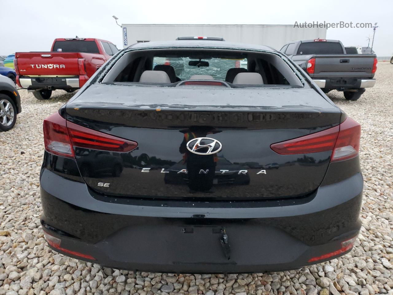 2019 Hyundai Elantra Se Black vin: 5NPD74LF8KH476670