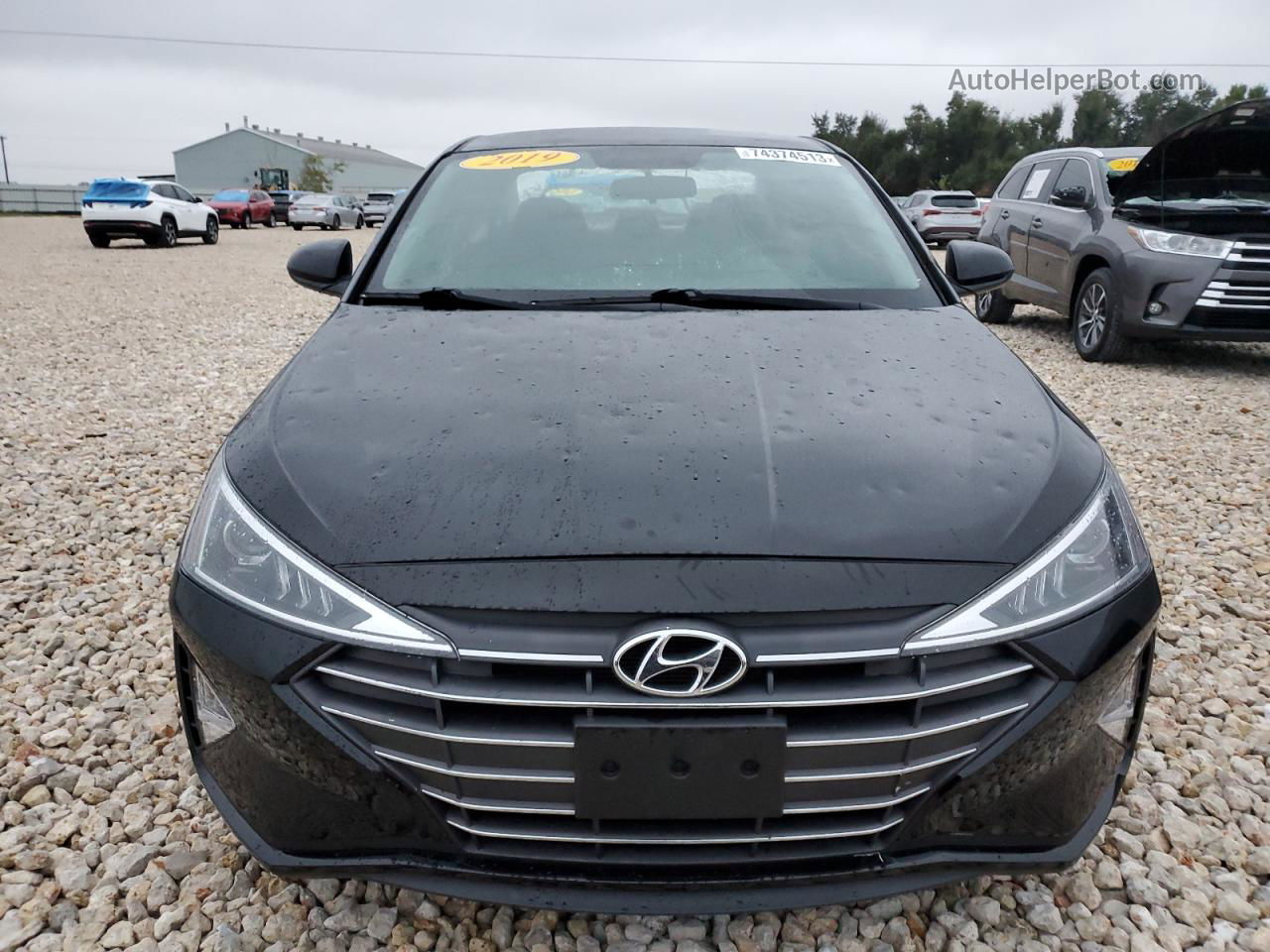 2019 Hyundai Elantra Se Black vin: 5NPD74LF8KH476670