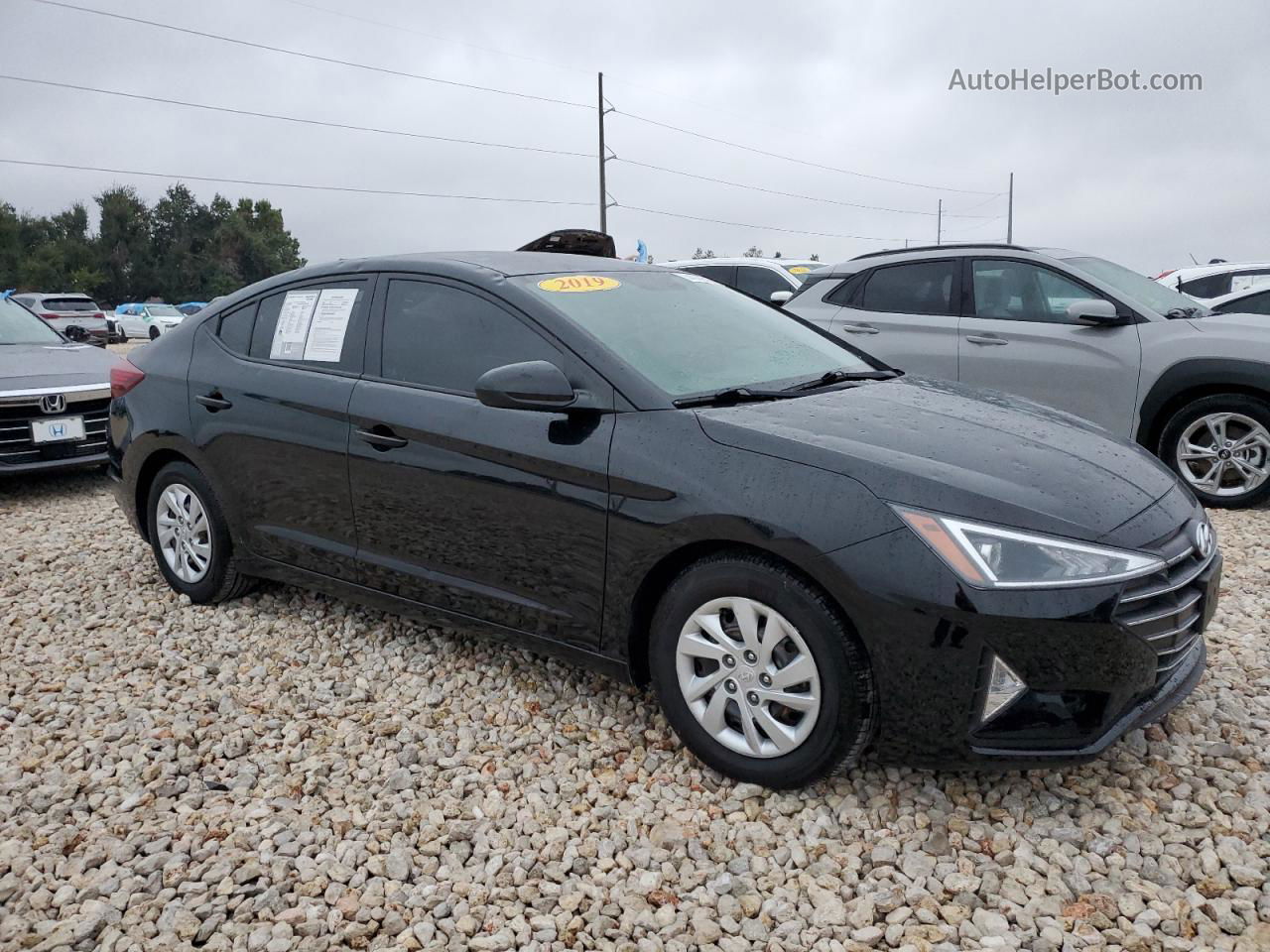 2019 Hyundai Elantra Se Black vin: 5NPD74LF8KH476670