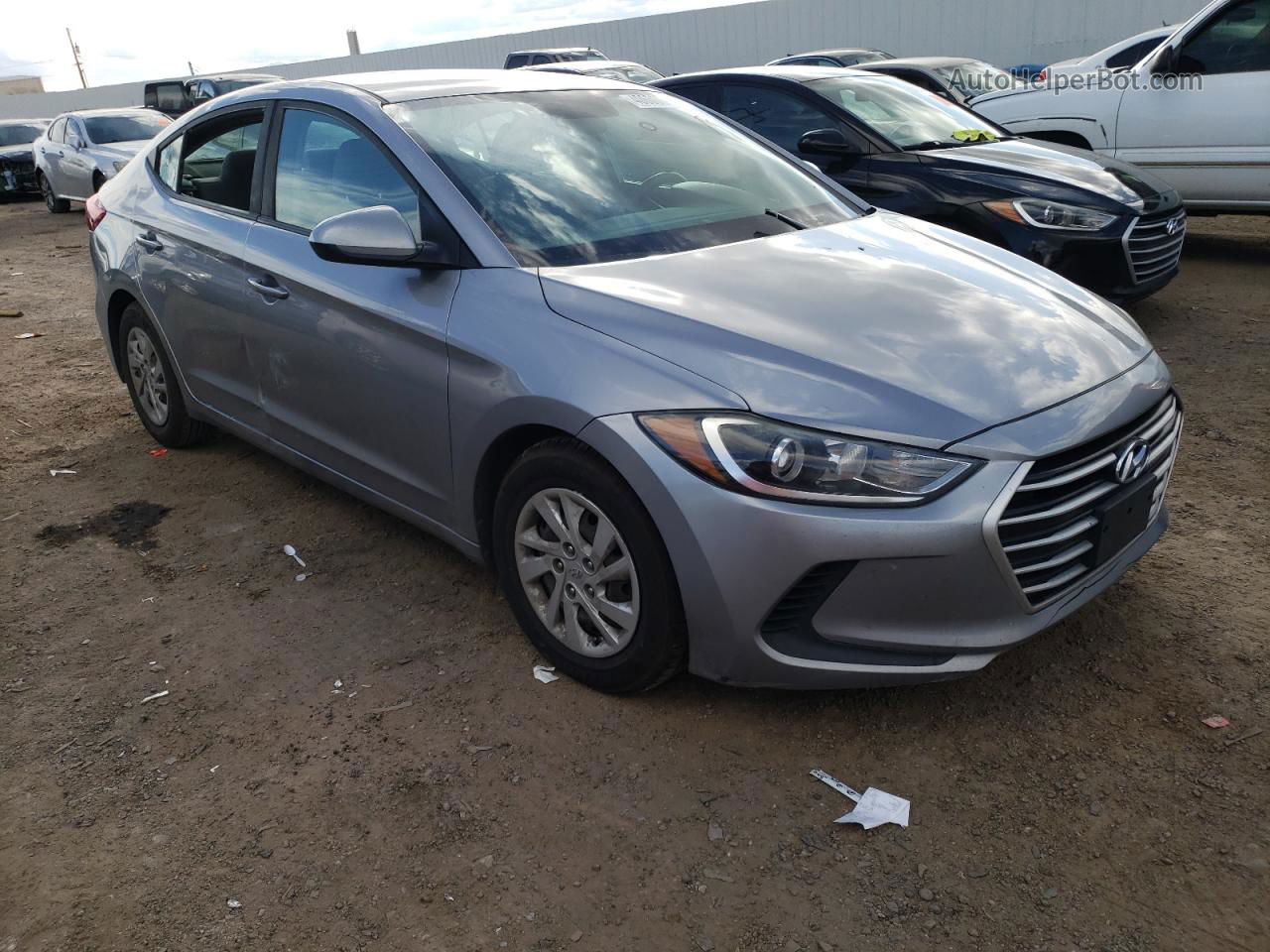 2017 Hyundai Elantra Se Серебряный vin: 5NPD74LF9HH097542