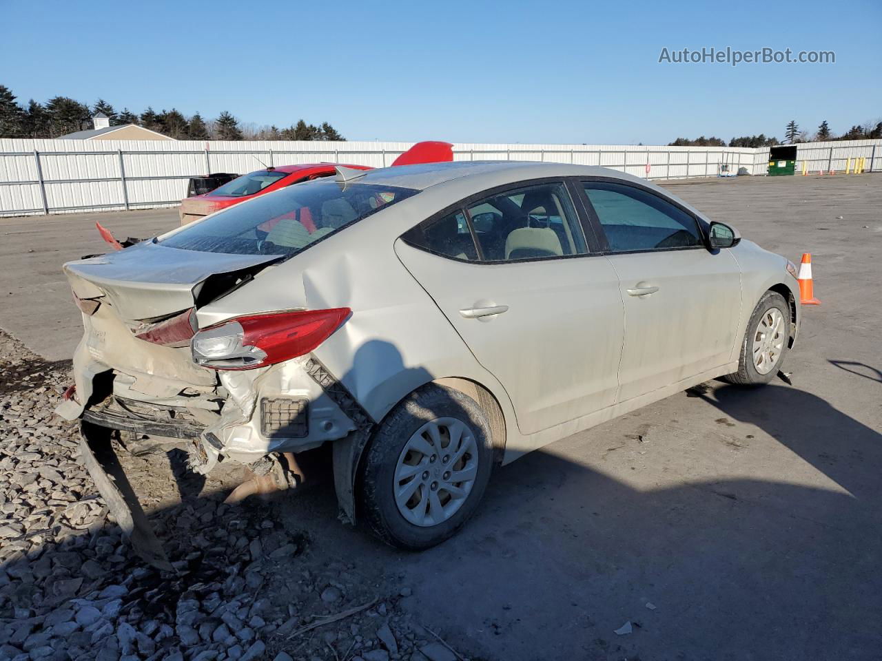 2017 Hyundai Elantra Se Silver vin: 5NPD74LF9HH111522