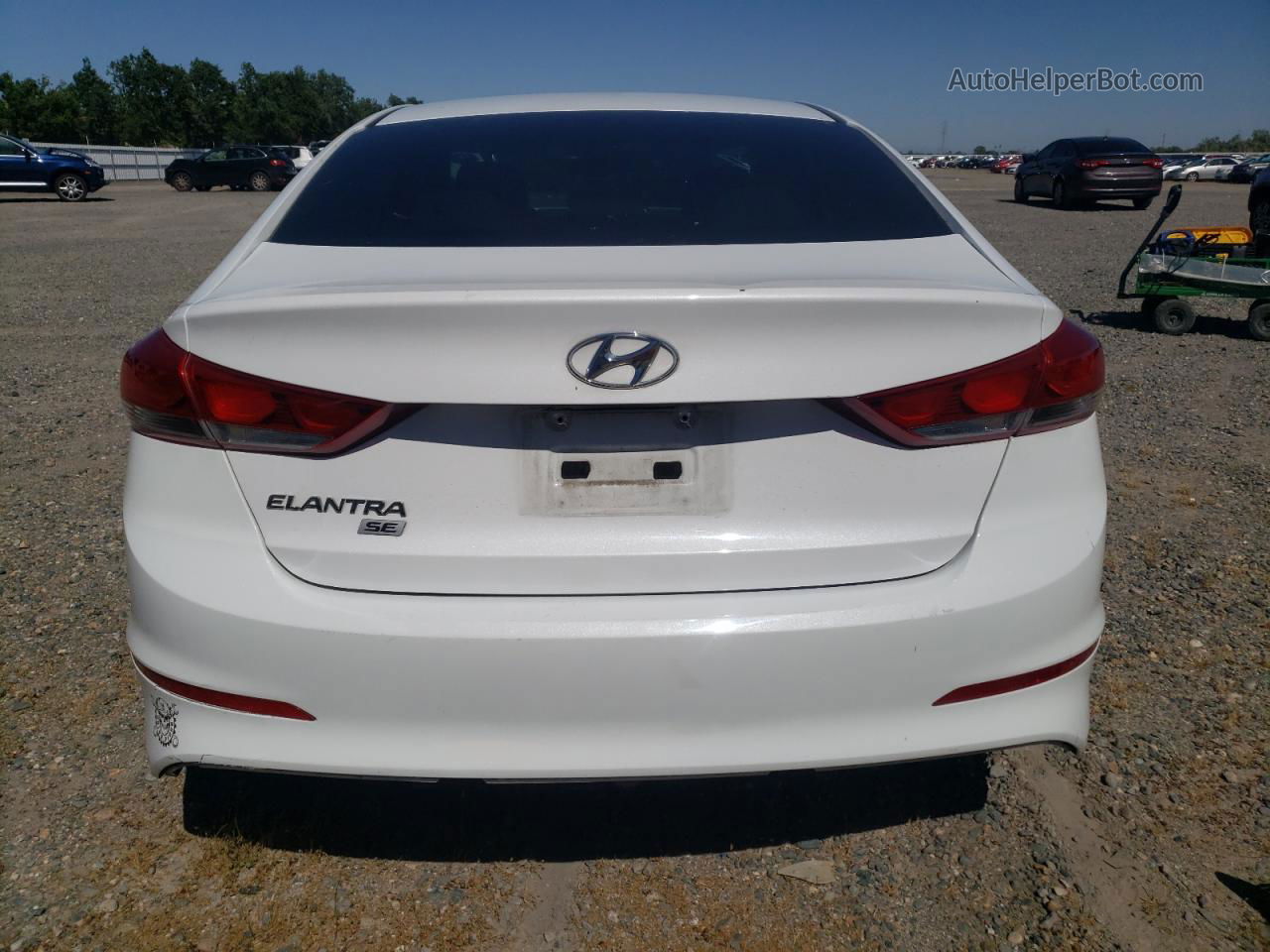 2018 Hyundai Elantra Se White vin: 5NPD74LF9JH355984