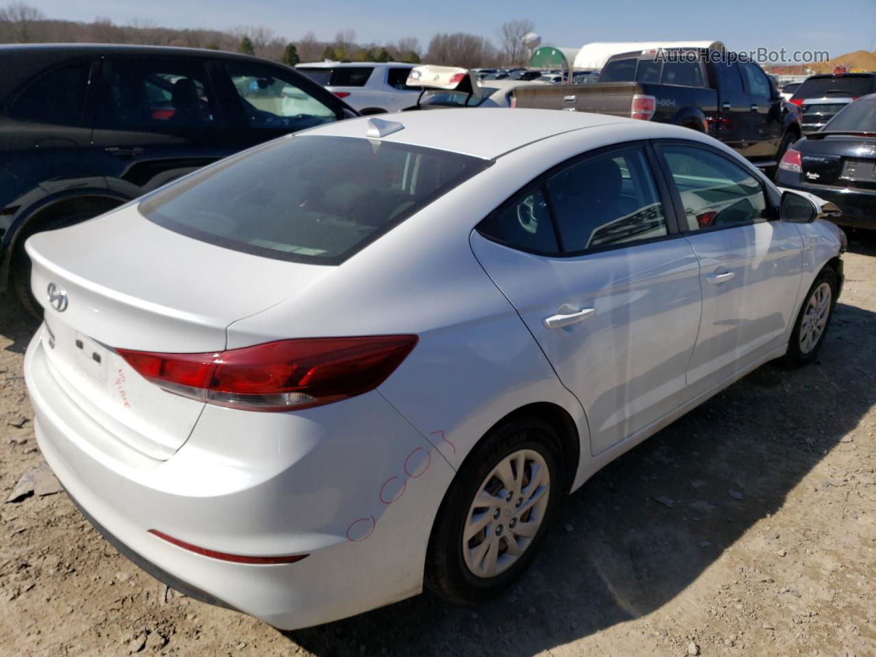 2018 Hyundai Elantra Se White vin: 5NPD74LF9JH397331