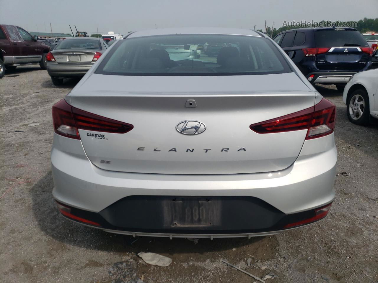 2019 Hyundai Elantra Se Серебряный vin: 5NPD74LF9KH422455