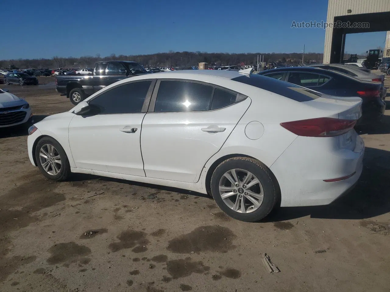 2017 Hyundai Elantra Se White vin: 5NPD74LFXHH062816