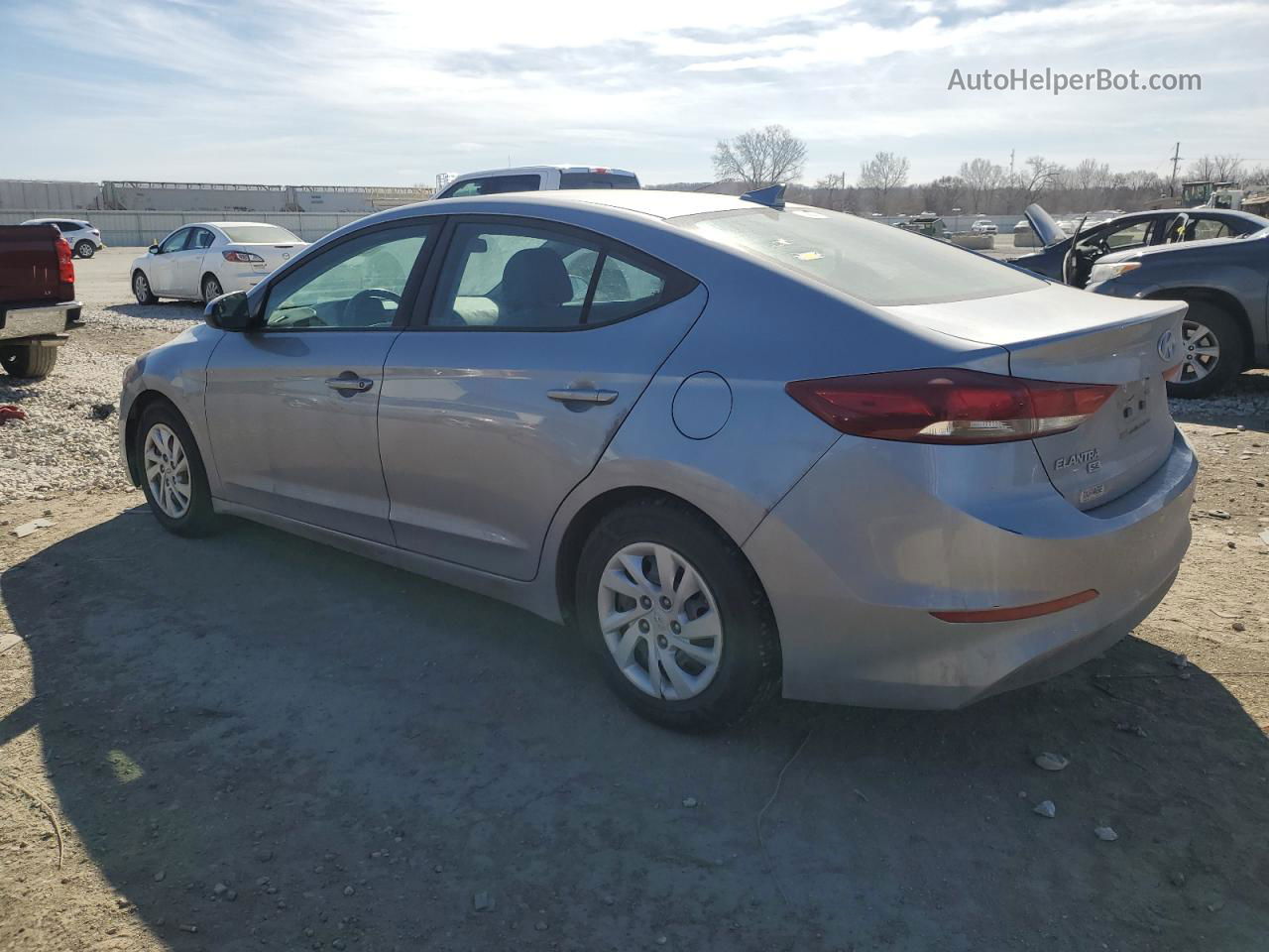 2017 Hyundai Elantra Se Silver vin: 5NPD74LFXHH126692