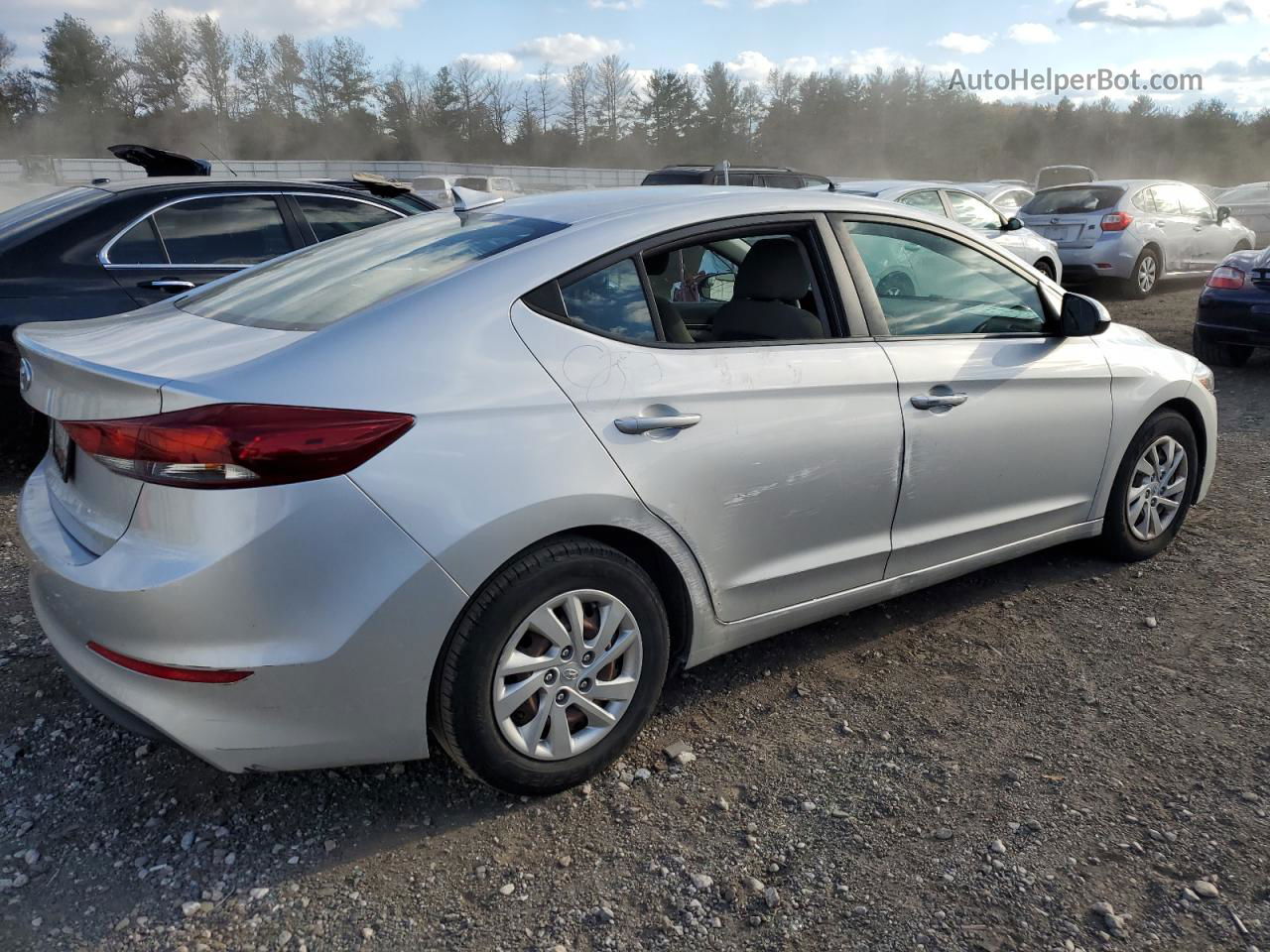 2017 Hyundai Elantra Se Silver vin: 5NPD74LFXHH126997