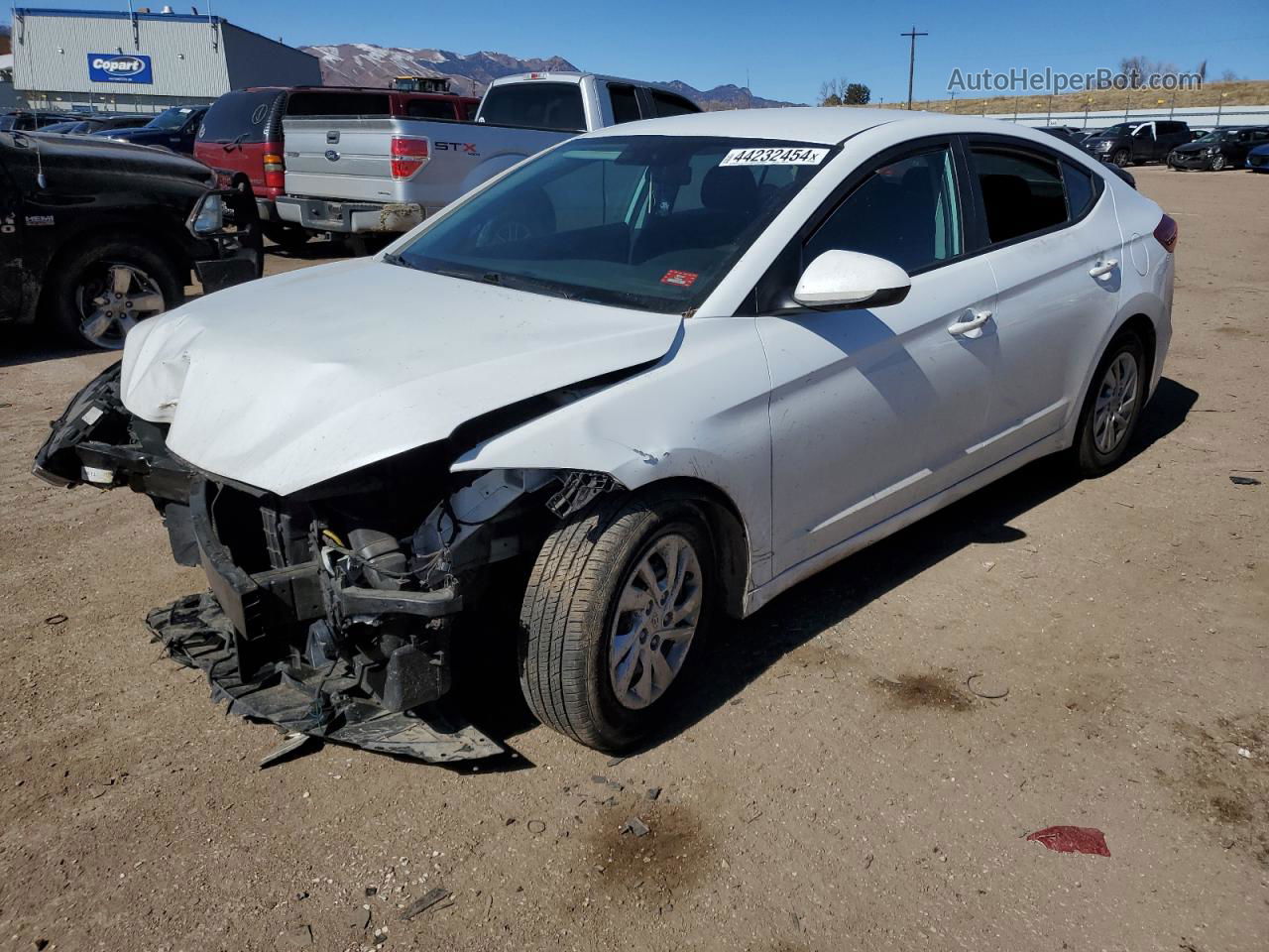 2018 Hyundai Elantra Se White vin: 5NPD74LFXJH383258