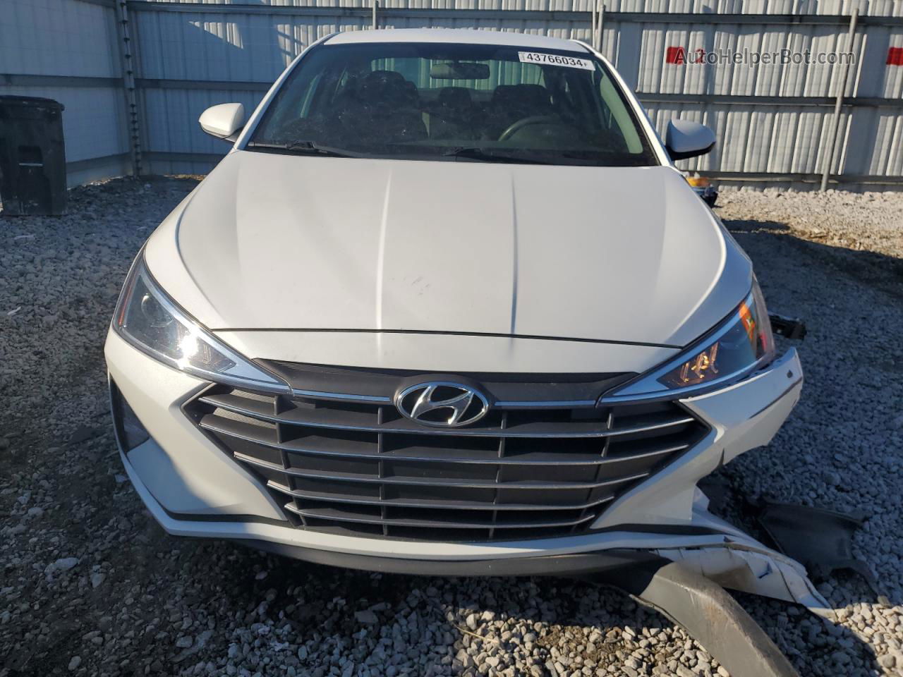 2019 Hyundai Elantra Se White vin: 5NPD74LFXKH425610