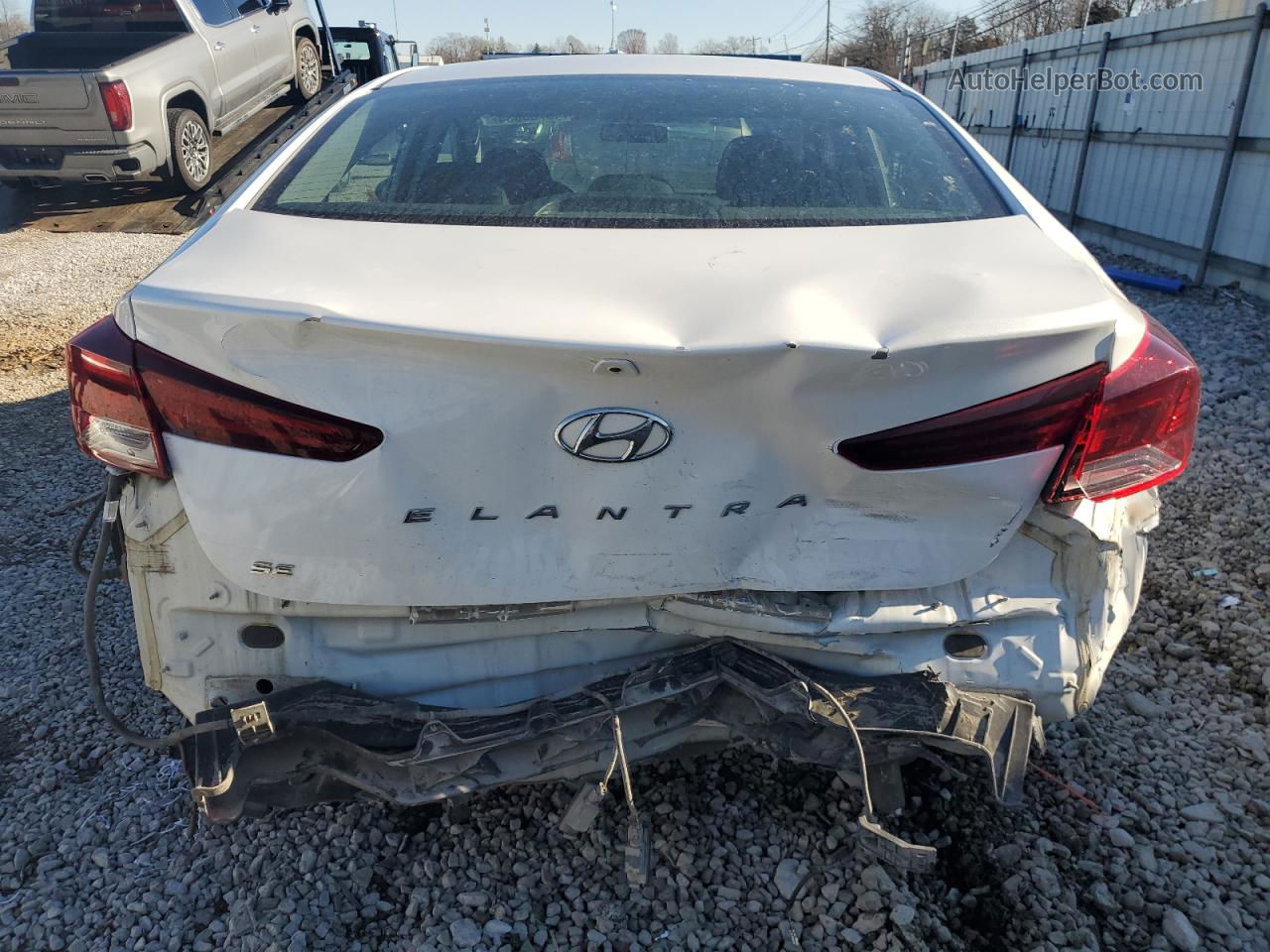 2019 Hyundai Elantra Se White vin: 5NPD74LFXKH425610