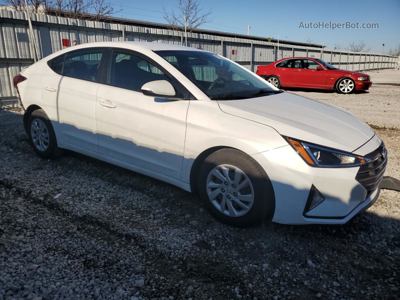 2019 Hyundai Elantra Se Белый vin: 5NPD74LFXKH425610