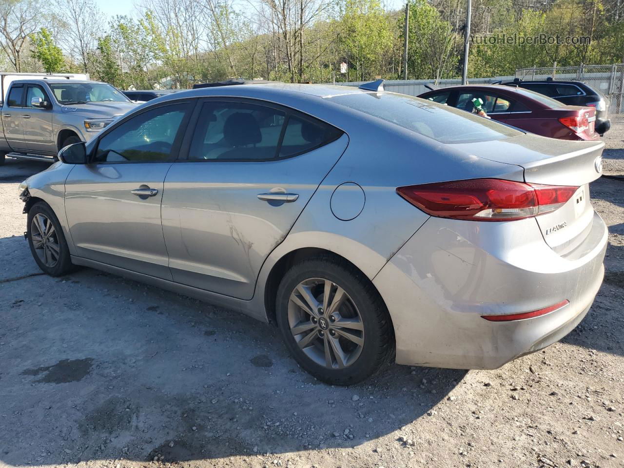 2017 Hyundai Elantra Se Silver vin: 5NPD84LF0HH021740