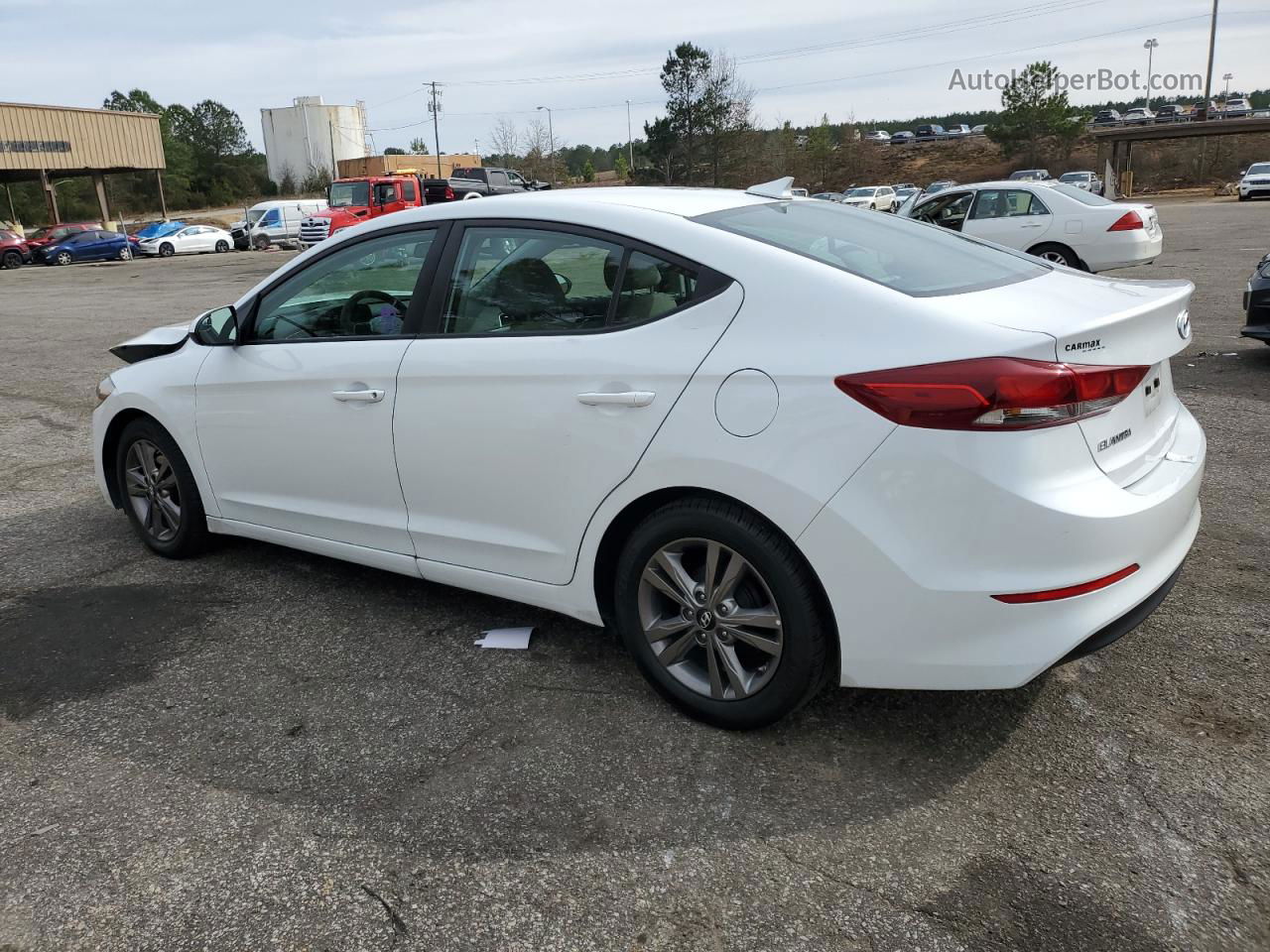 2017 Hyundai Elantra Se White vin: 5NPD84LF0HH028459