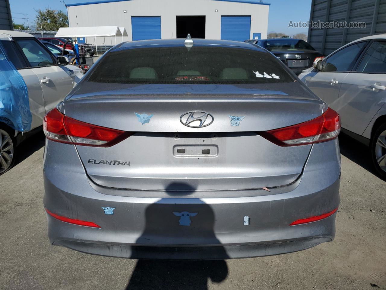 2017 Hyundai Elantra Se Синий vin: 5NPD84LF0HH034035