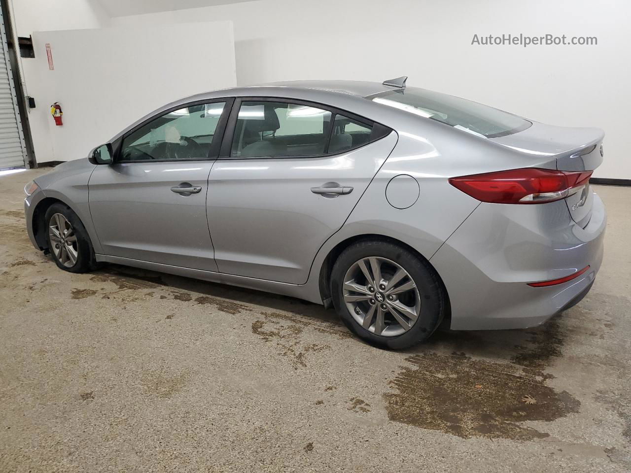 2017 Hyundai Elantra Se Серебряный vin: 5NPD84LF0HH064877