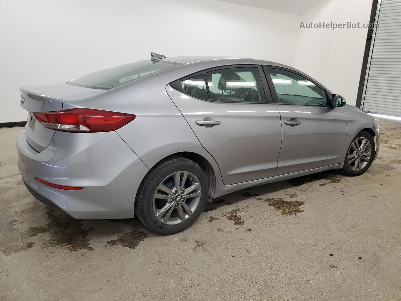 2017 Hyundai Elantra Se Silver vin: 5NPD84LF0HH064877