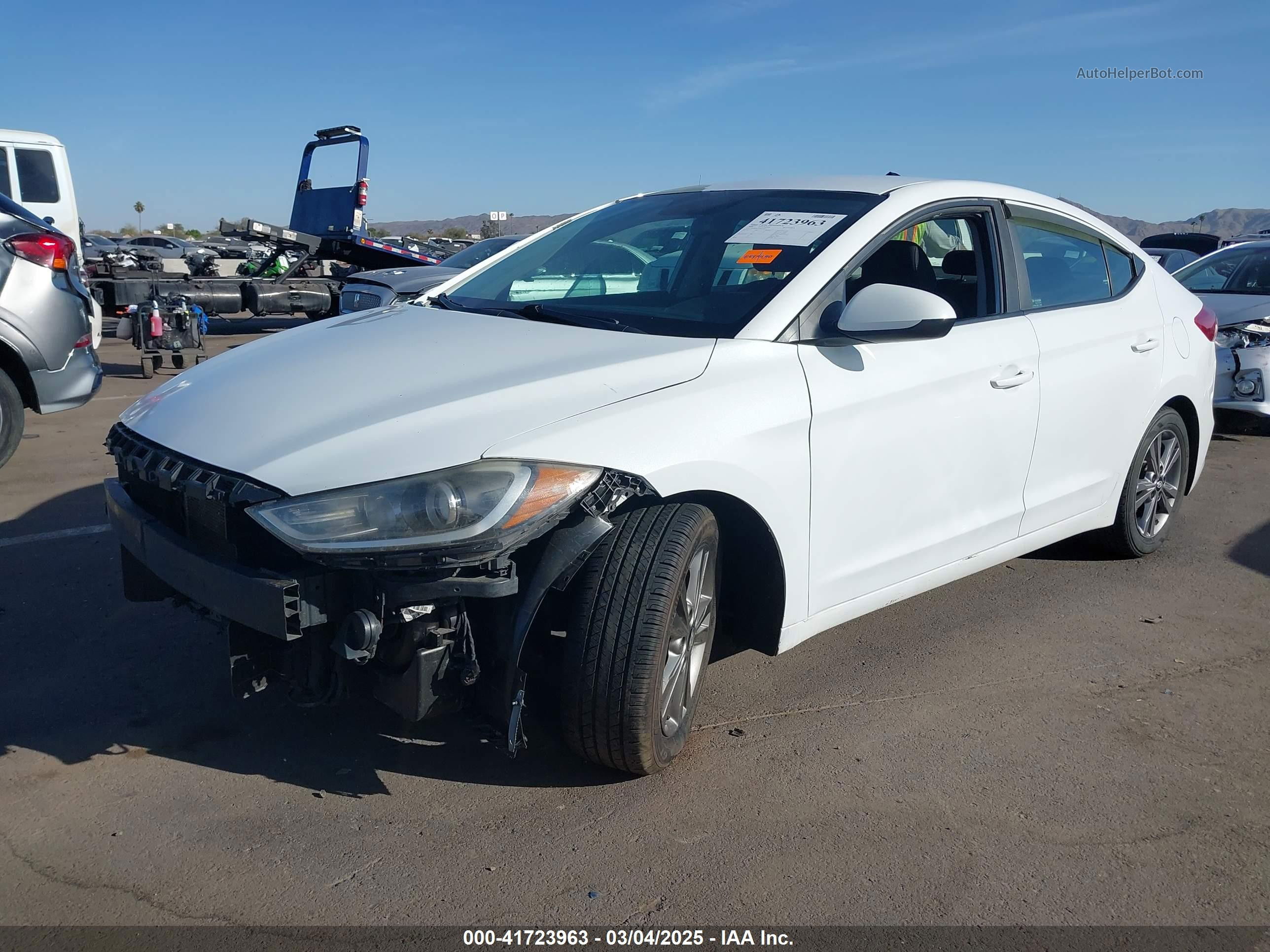 2018 Hyundai Elantra Sel White vin: 5NPD84LF0JH333871
