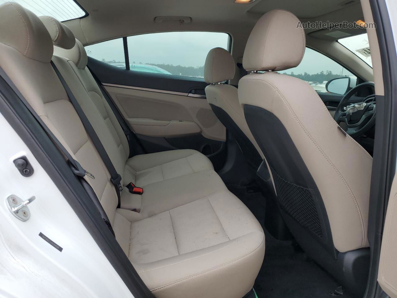 2018 Hyundai Elantra Sel White vin: 5NPD84LF0JH384688