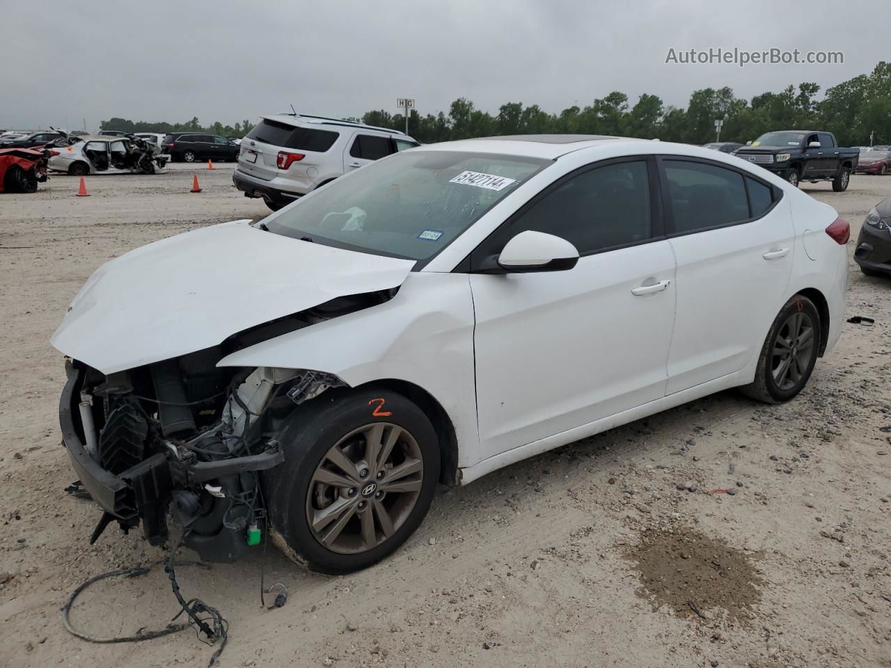 2018 Hyundai Elantra Sel White vin: 5NPD84LF0JH384688