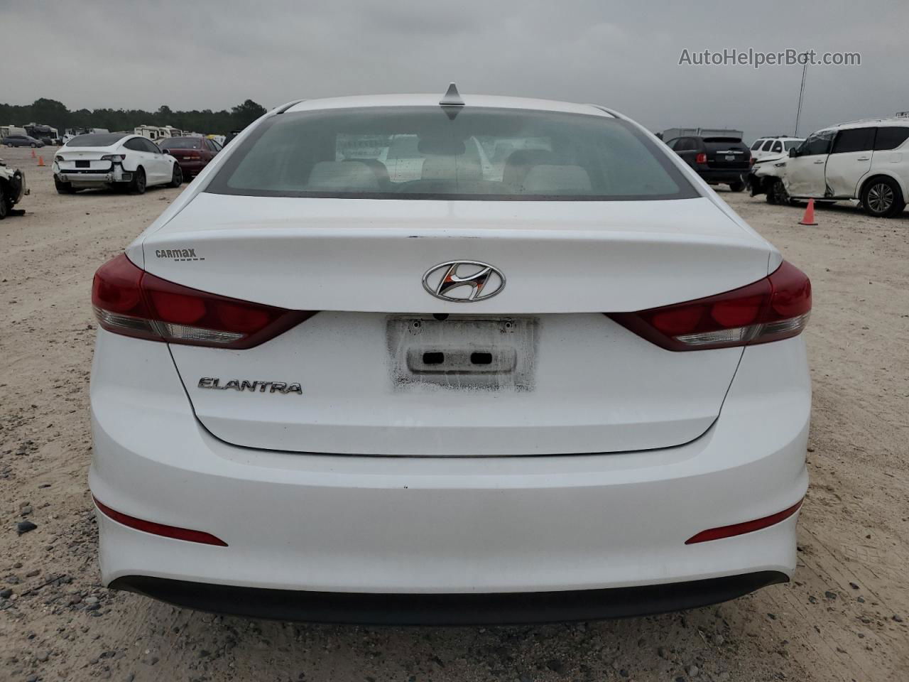 2018 Hyundai Elantra Sel White vin: 5NPD84LF0JH384688