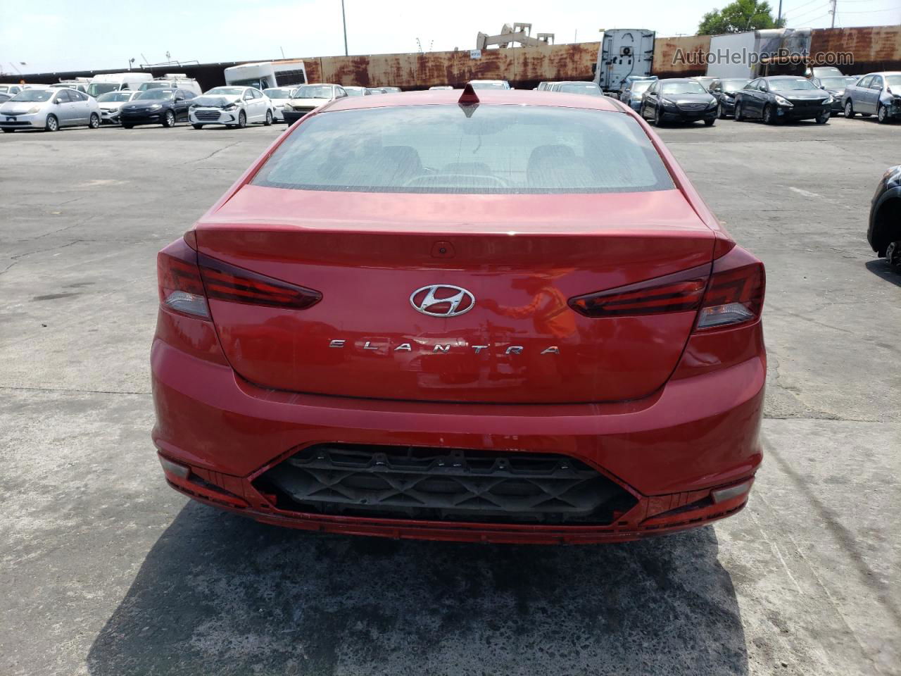 2019 Hyundai Elantra Sel Red vin: 5NPD84LF0KH461397