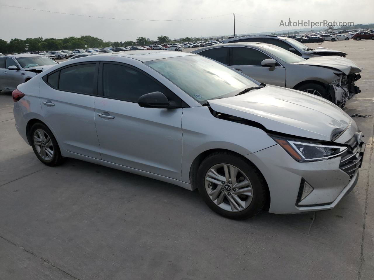 2019 Hyundai Elantra Sel Silver vin: 5NPD84LF0KH462615