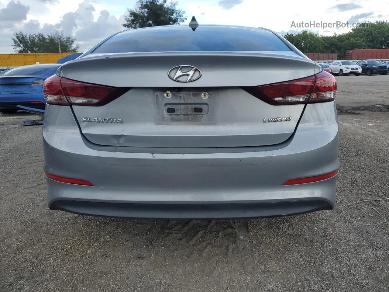 2017 Hyundai Elantra Se Серебряный vin: 5NPD84LF1HH023769