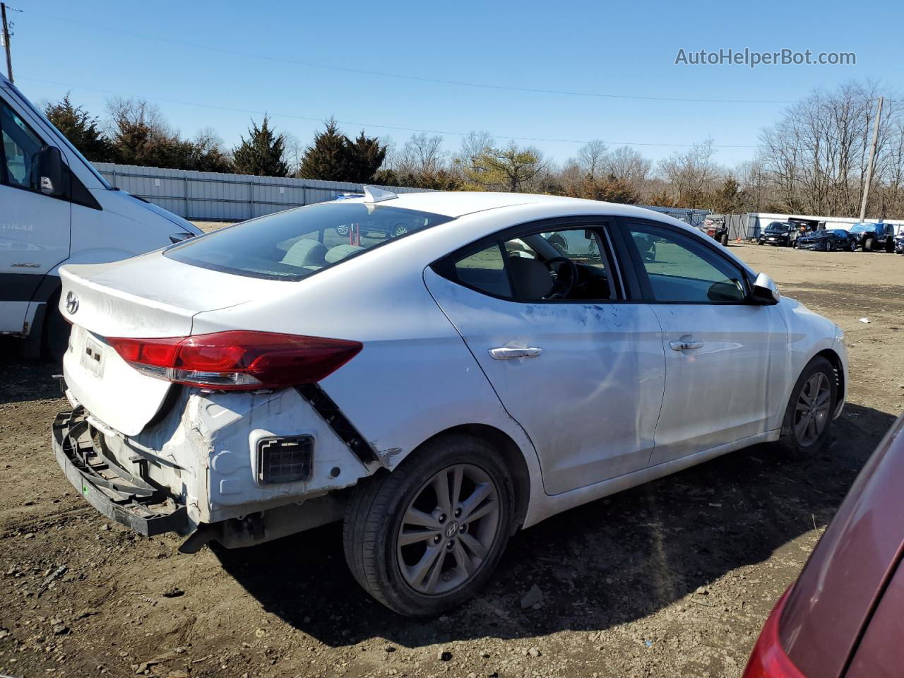 2017 Hyundai Elantra Se White vin: 5NPD84LF1HH038935