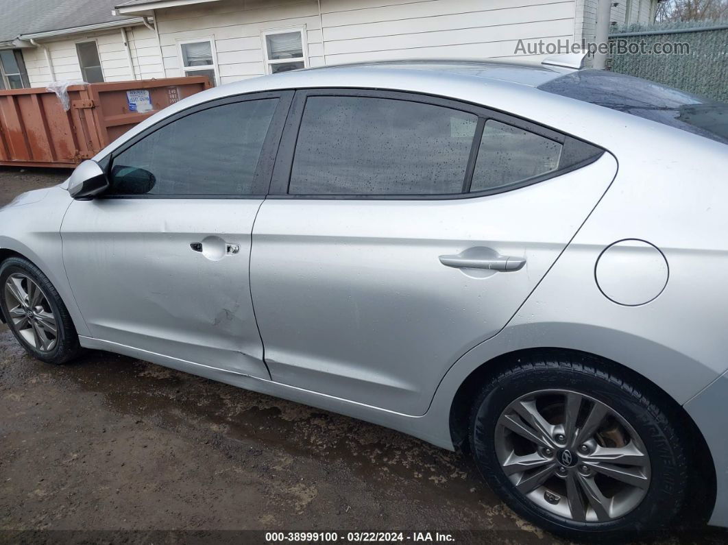 2018 Hyundai Elantra Sel Серебряный vin: 5NPD84LF1JH220317