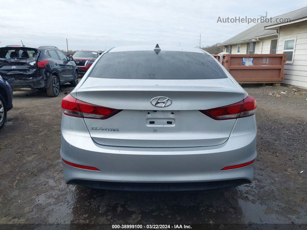 2018 Hyundai Elantra Sel Серебряный vin: 5NPD84LF1JH220317