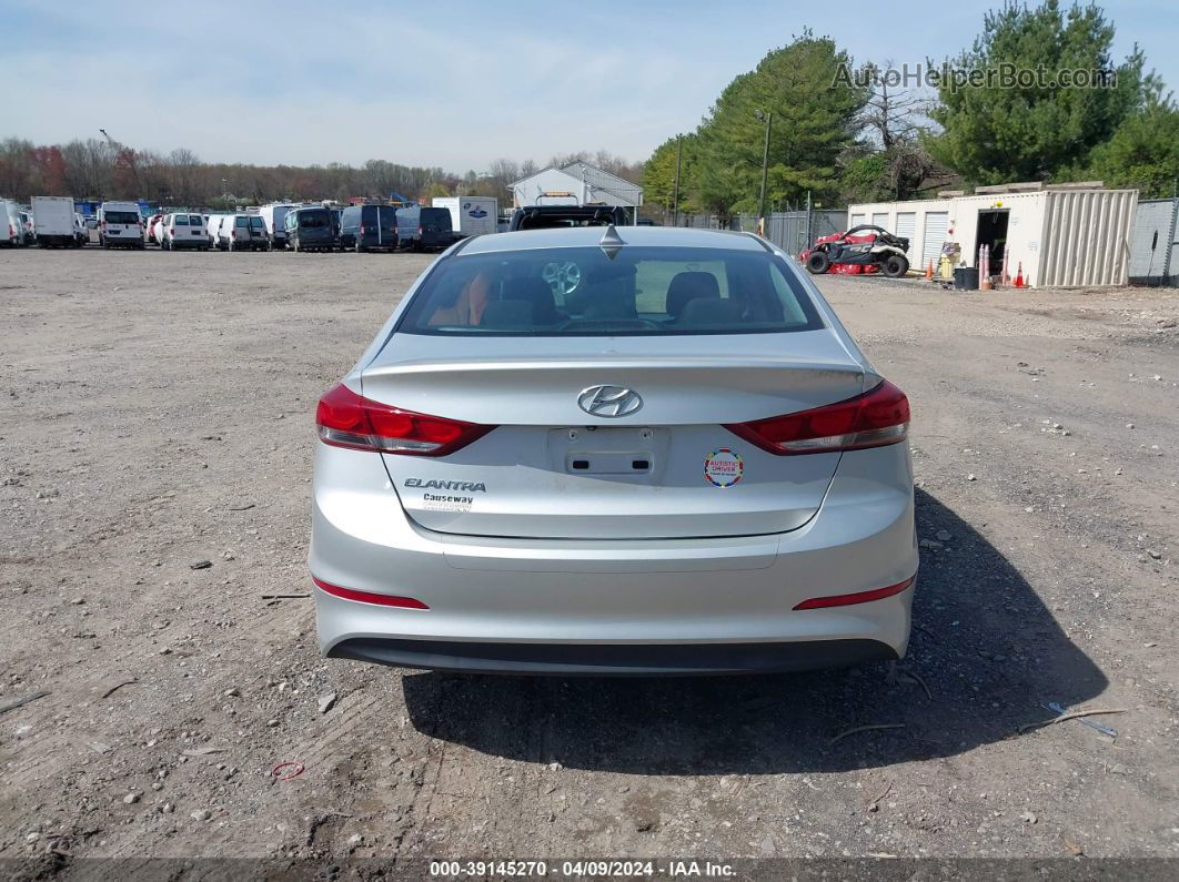 2018 Hyundai Elantra Sel Серебряный vin: 5NPD84LF1JH226280