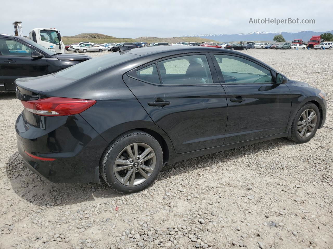 2018 Hyundai Elantra Sel Black vin: 5NPD84LF1JH327691