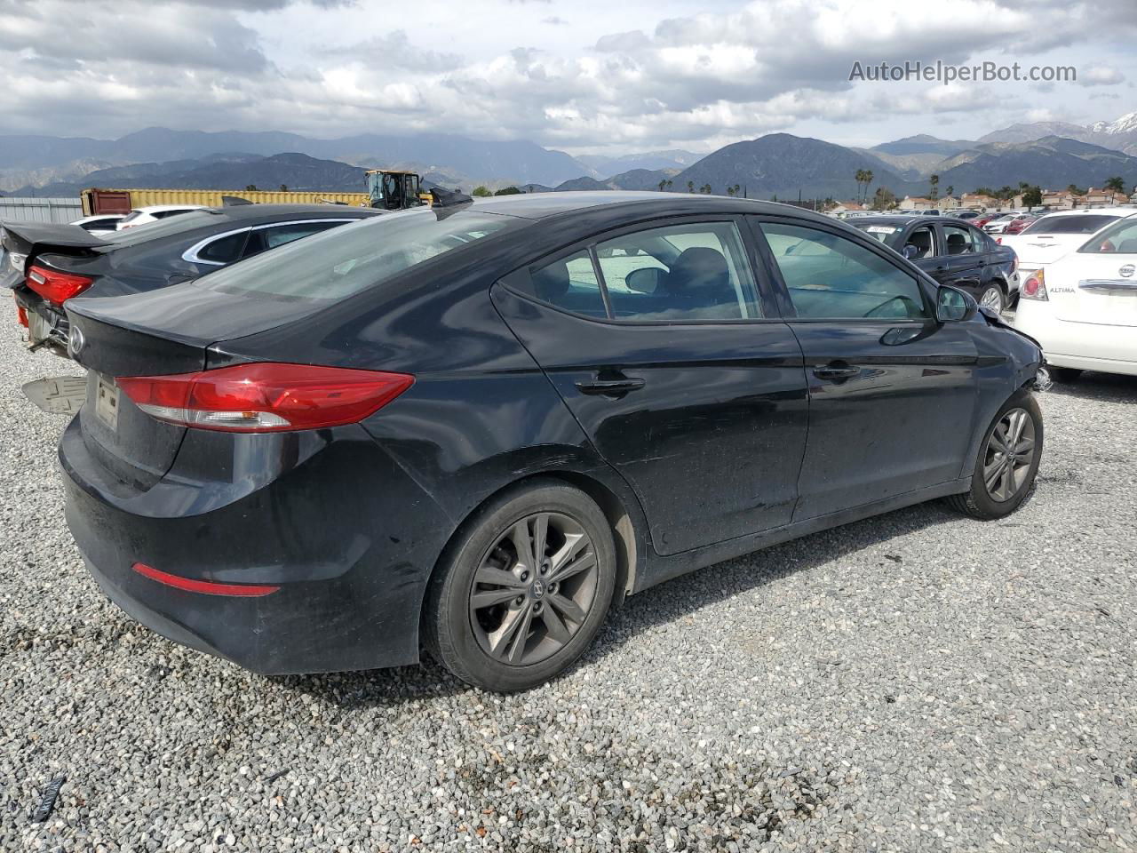 2018 Hyundai Elantra Sel Черный vin: 5NPD84LF1JH334043