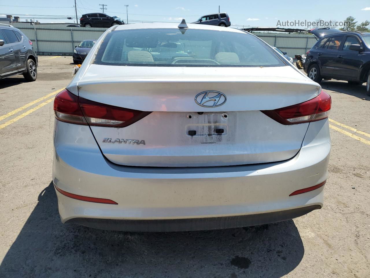 2018 Hyundai Elantra Sel Серебряный vin: 5NPD84LF1JH391911