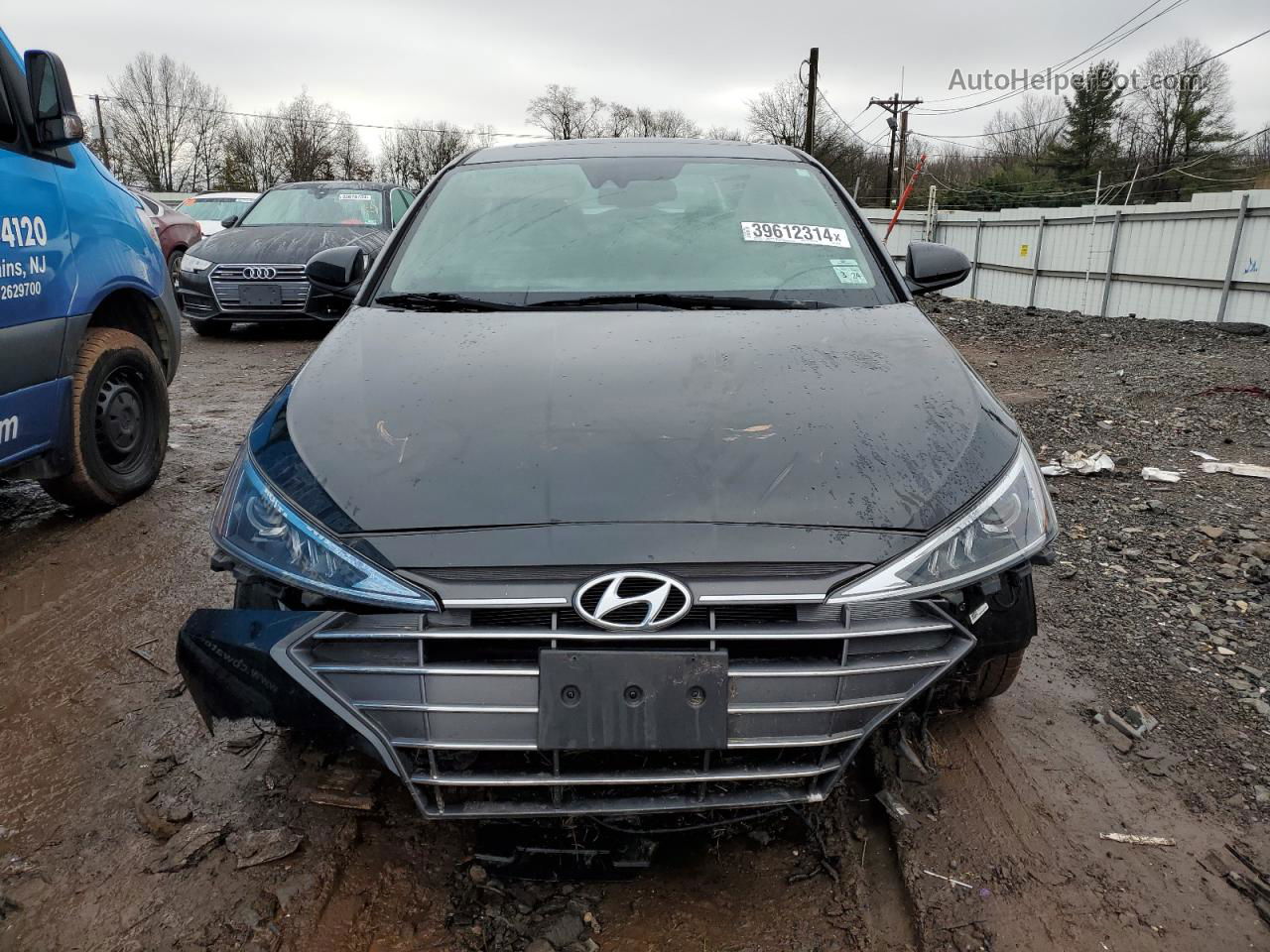 2019 Hyundai Elantra Sel Black vin: 5NPD84LF1KH399590