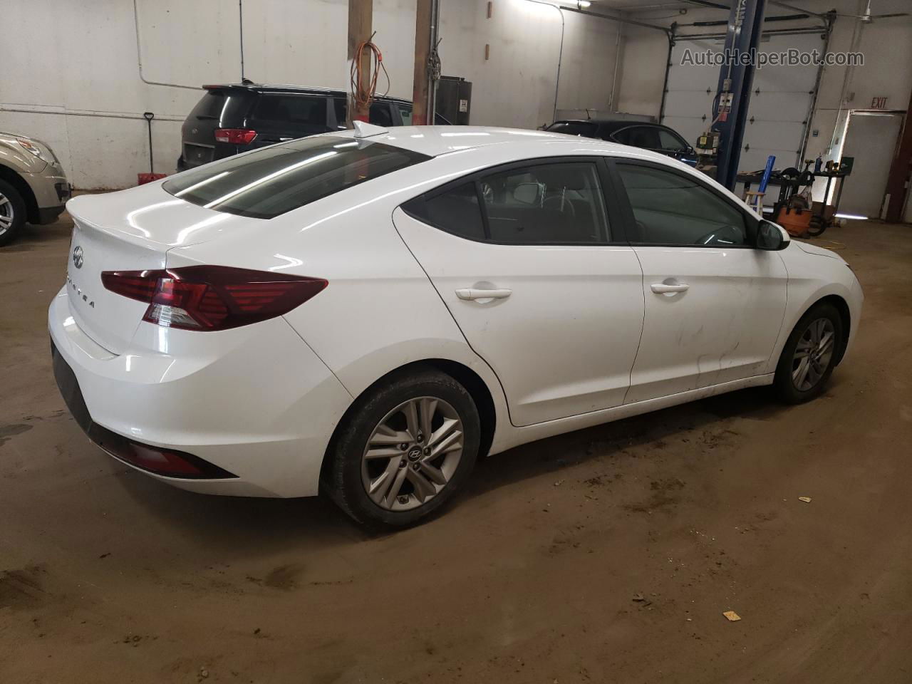 2019 Hyundai Elantra Sel White vin: 5NPD84LF1KH462428