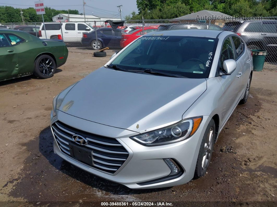 2017 Hyundai Elantra Se Silver vin: 5NPD84LF2HH038538